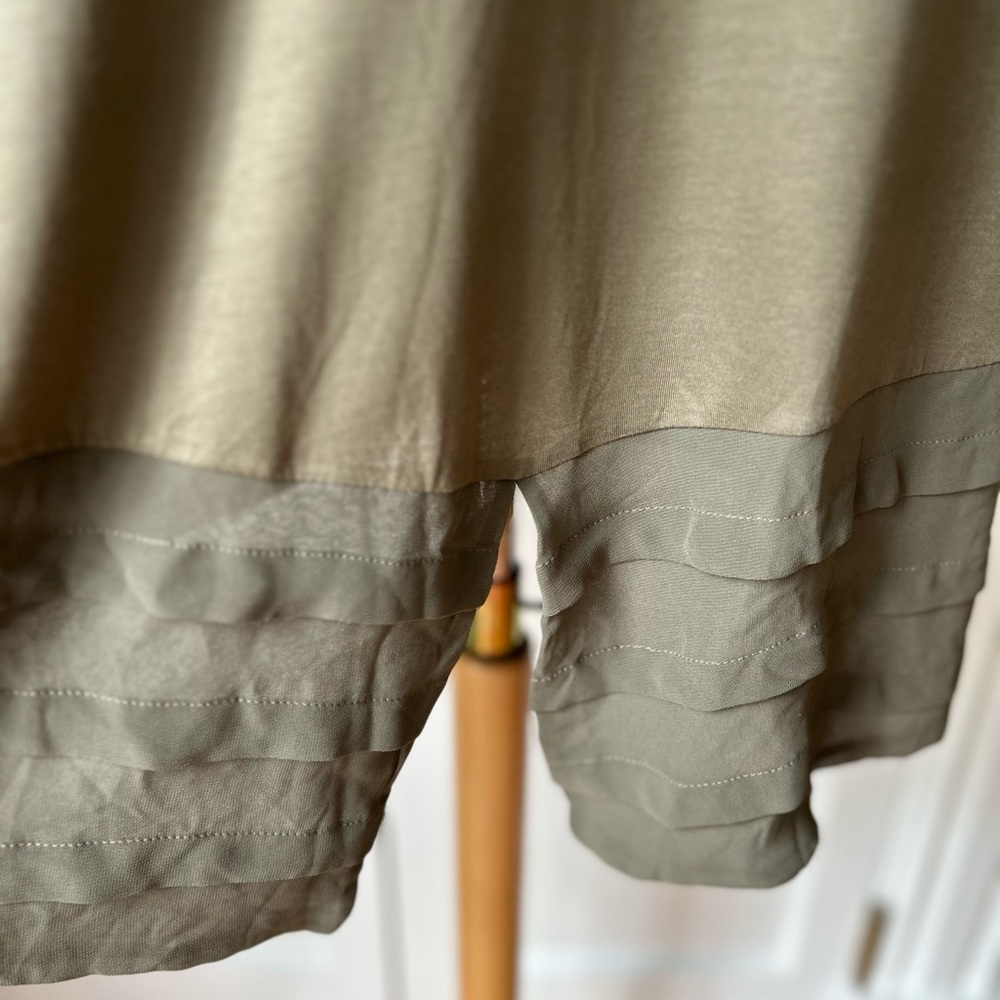Banana Republic Blouse NWT - Picture 4 of 8